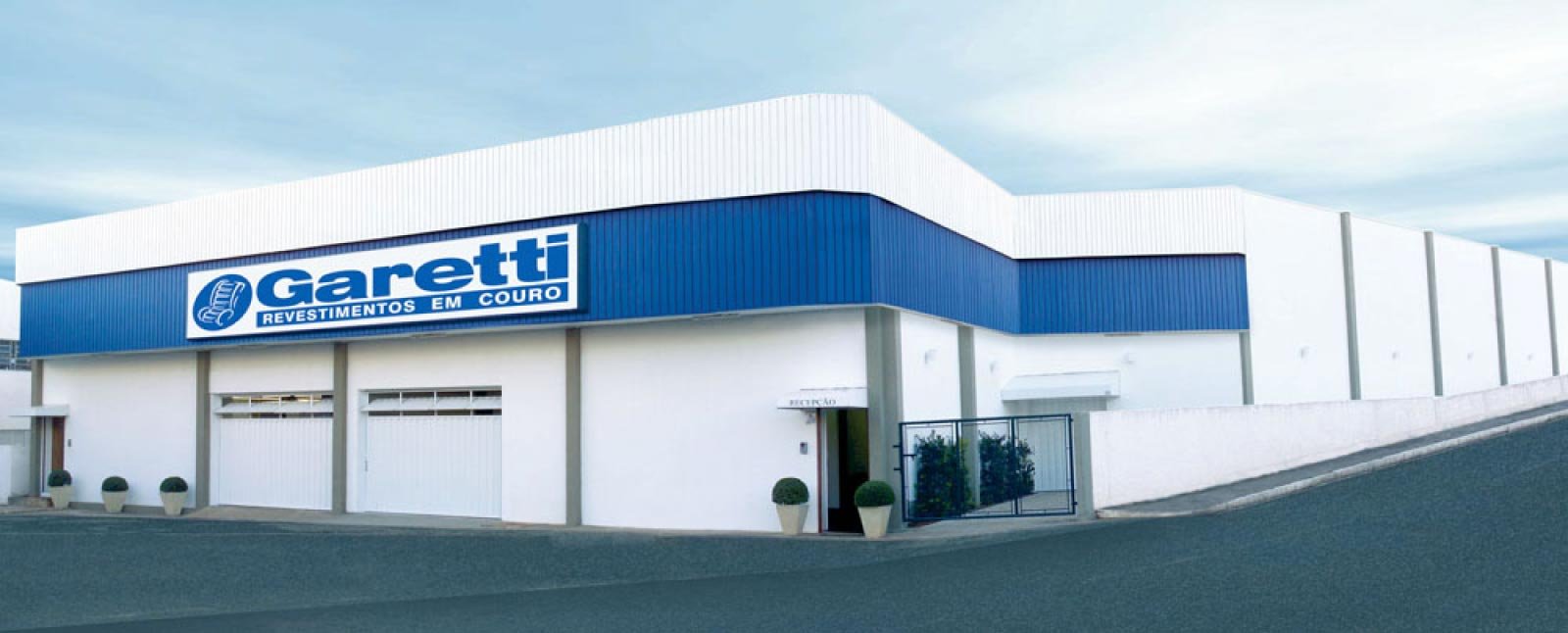 Bancos em Couro - Garetti Automotivo